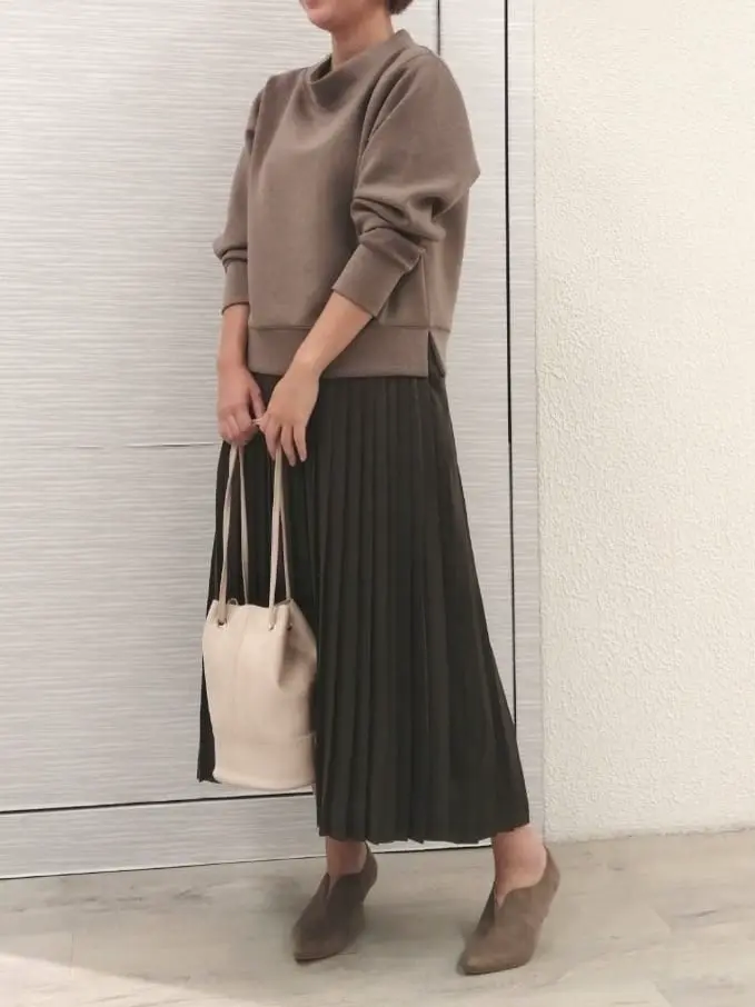 組曲 スタッフ コーディネート画像