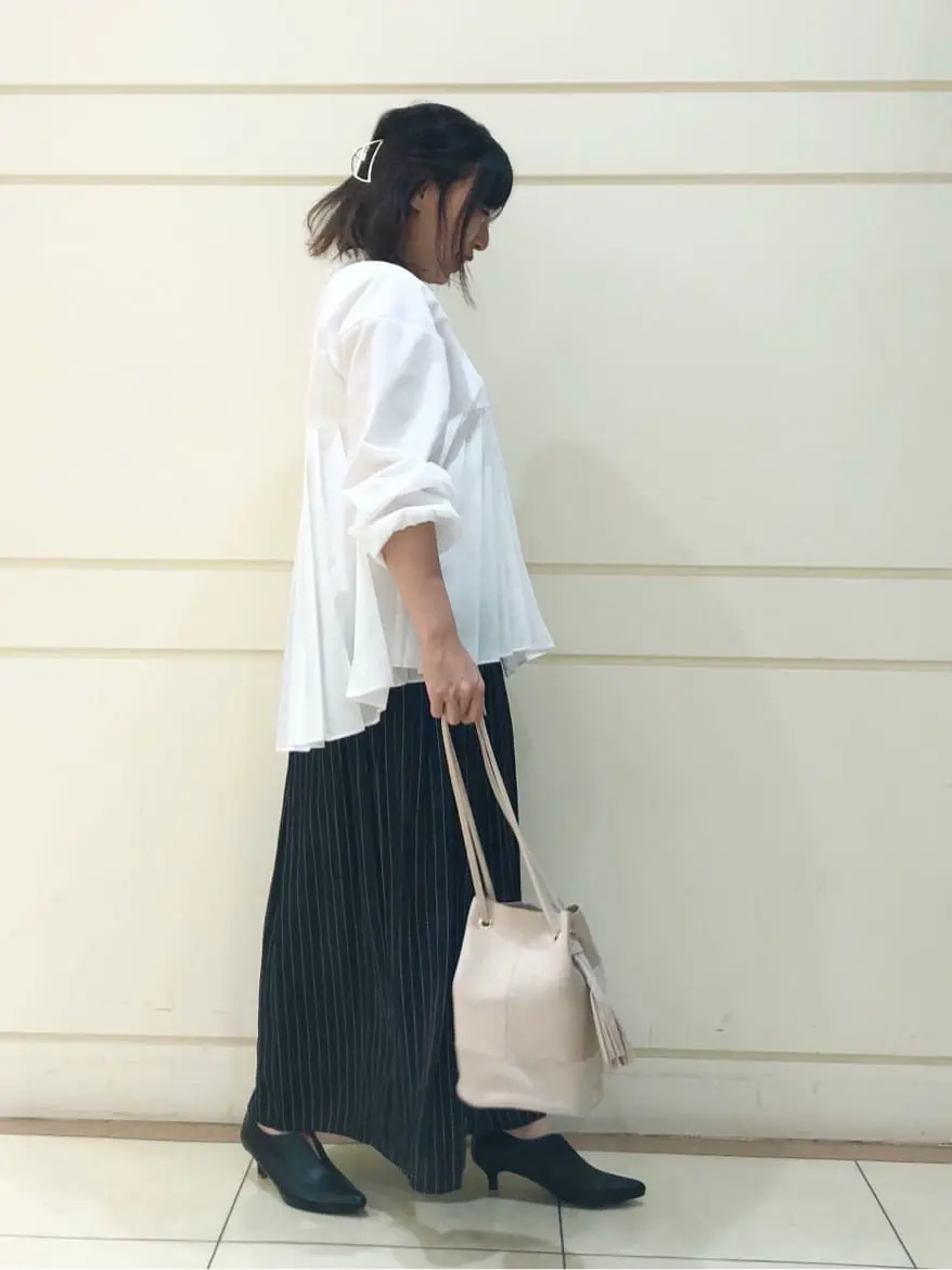 組曲 SAKAI コーディネート画像