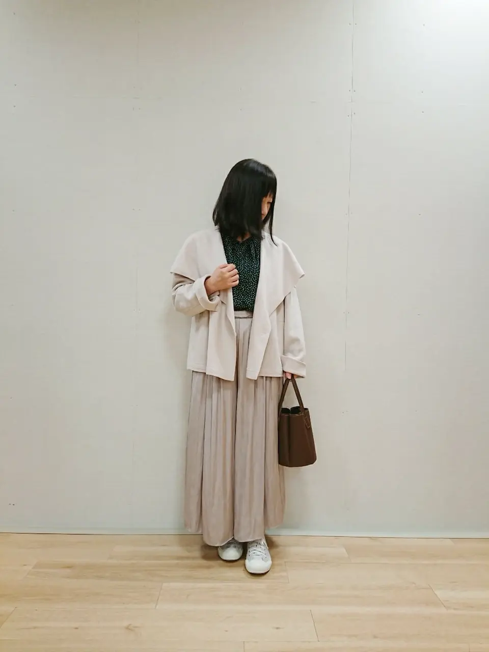  三ツ口 コーディネート画像