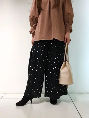 組曲 スタッフ コーディネート画像