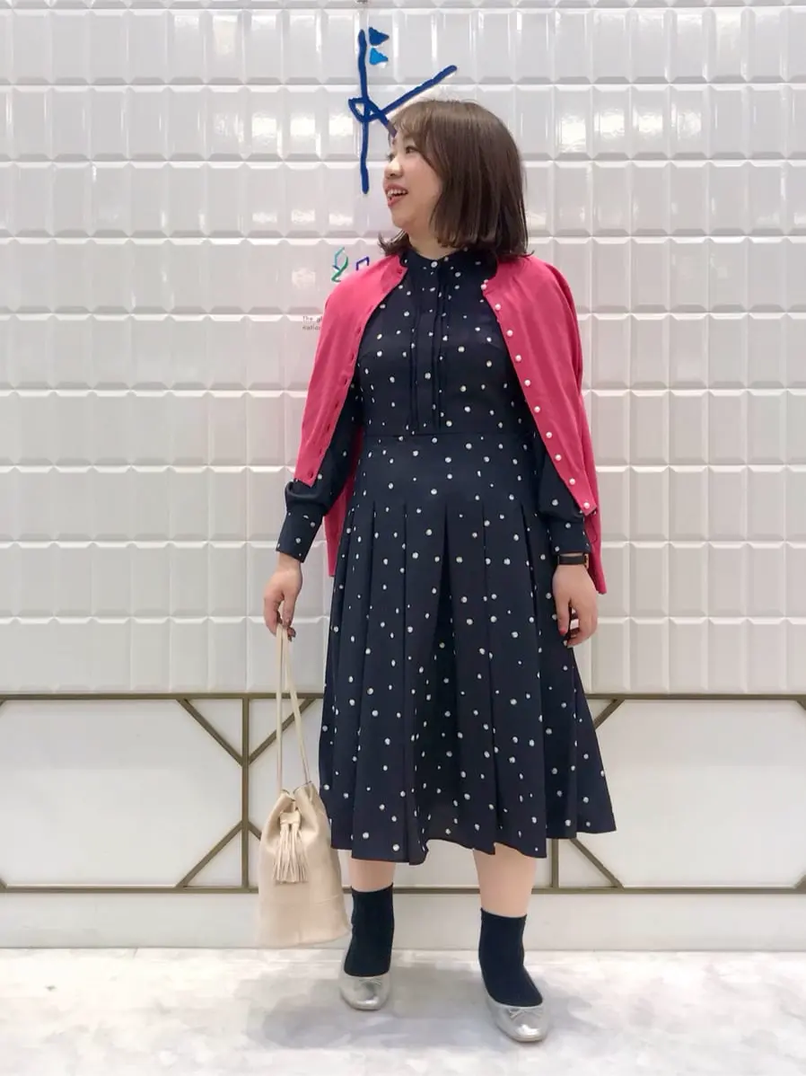 組曲 中山 コーディネート画像