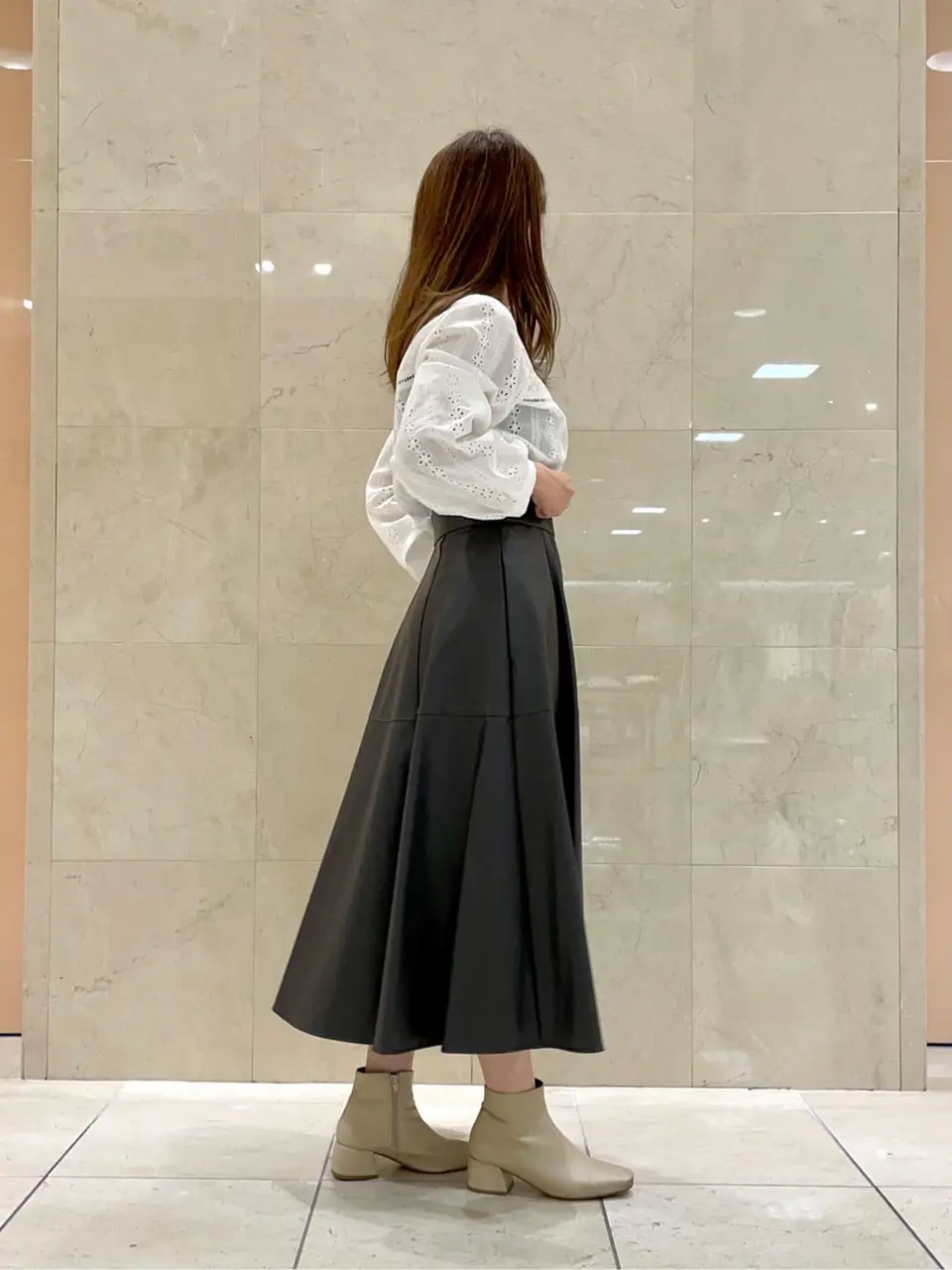 組曲 井上 コーディネート画像