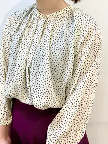 組曲 石井 コーディネート画像