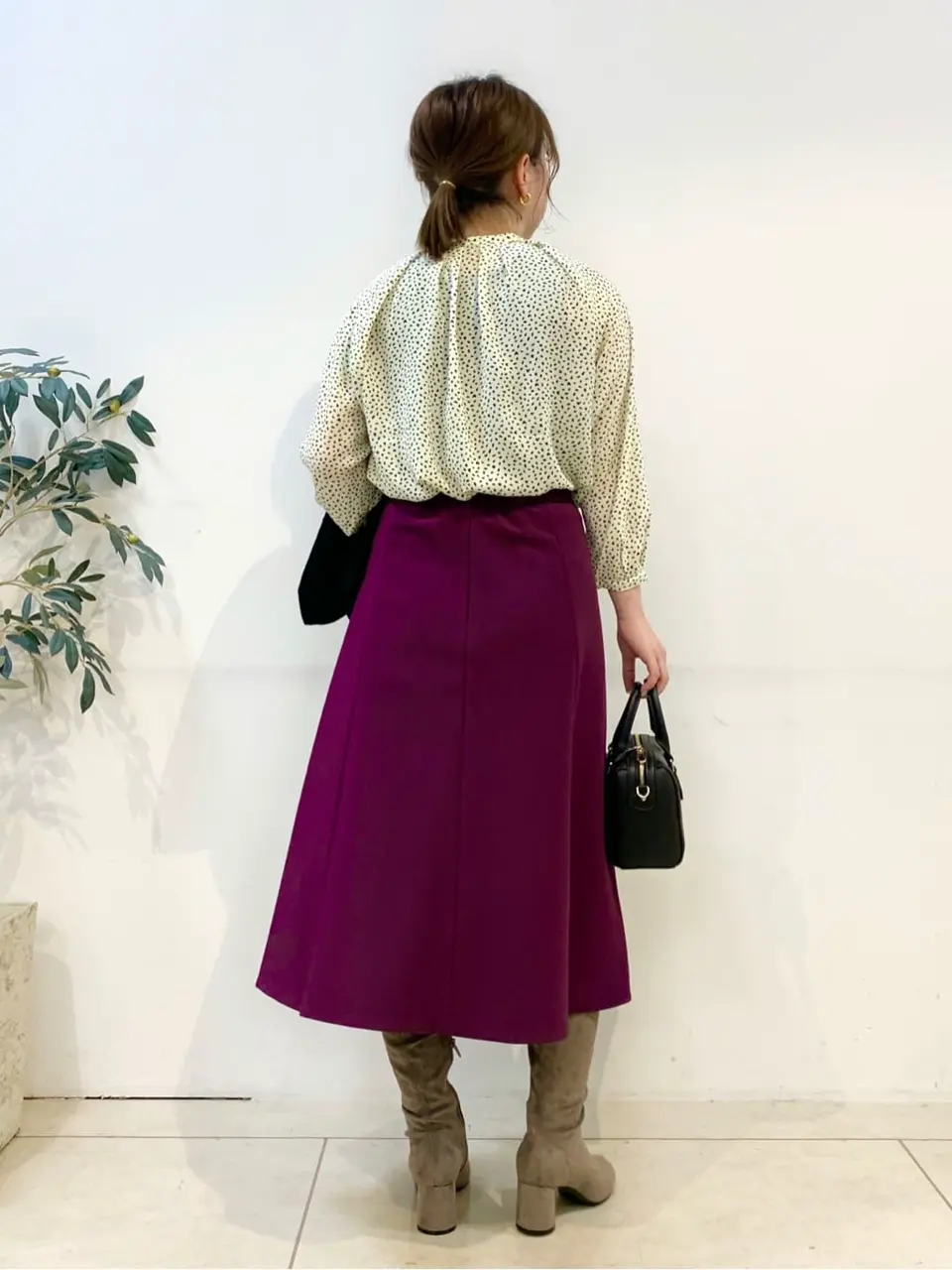 組曲 石井 コーディネート画像