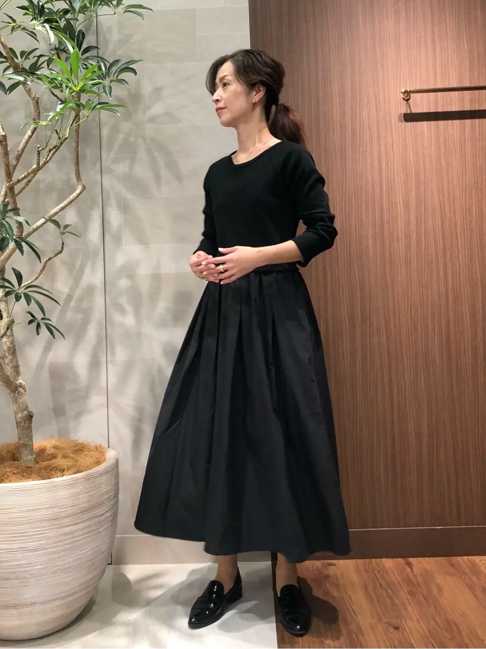 組曲 スタッフ コーディネート画像