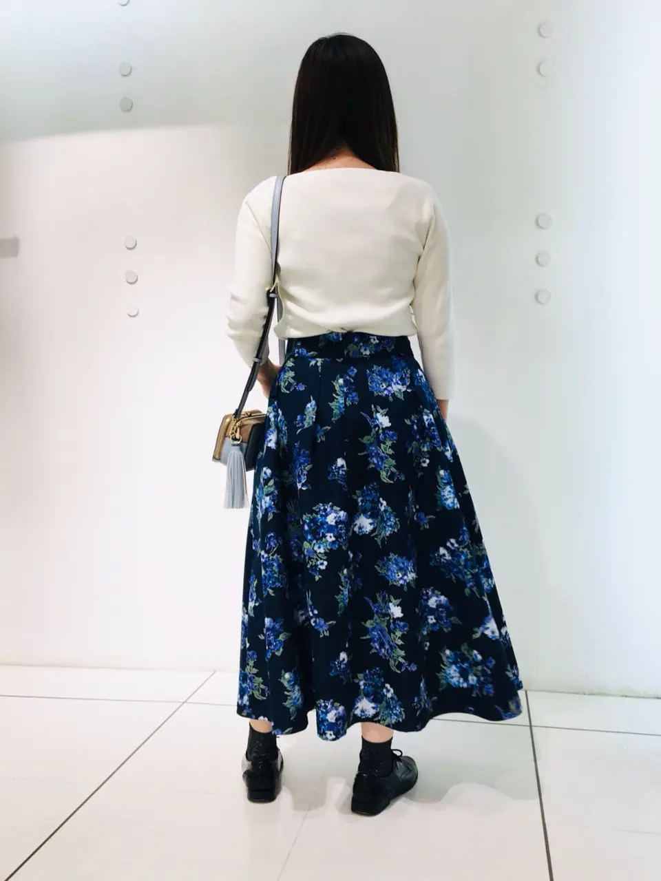 組曲 スタッフ コーディネート画像