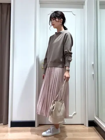 組曲 スタッフ コーディネート画像