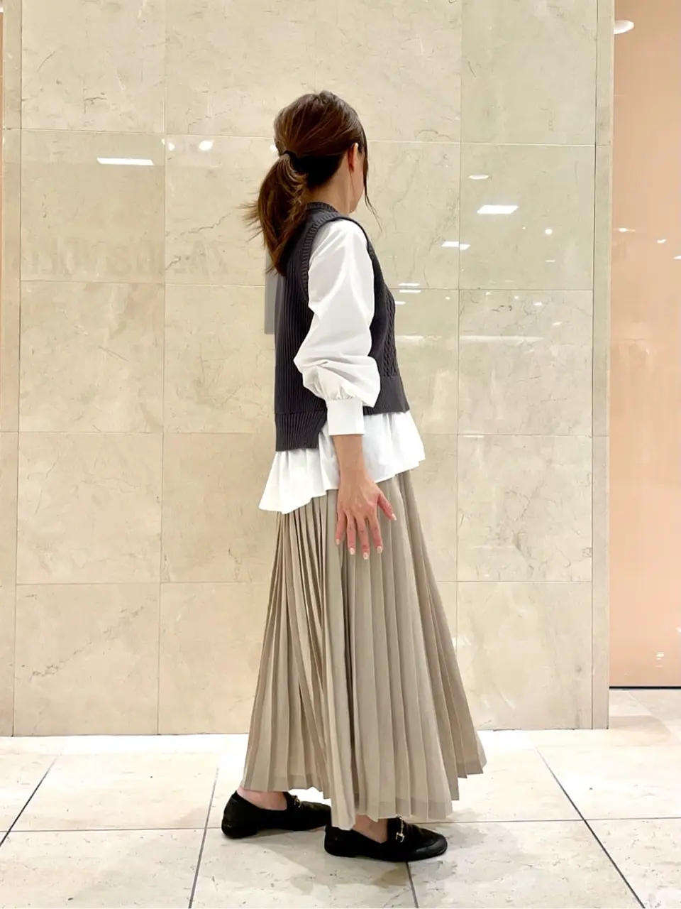 組曲 井上 コーディネート画像