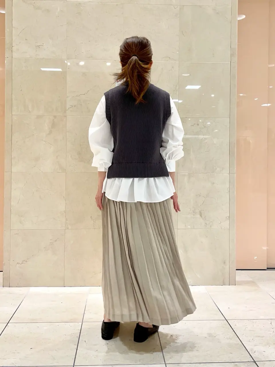 組曲 井上 コーディネート画像