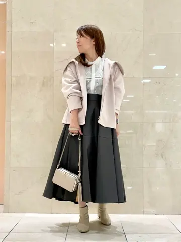 組曲 井上 コーディネート画像