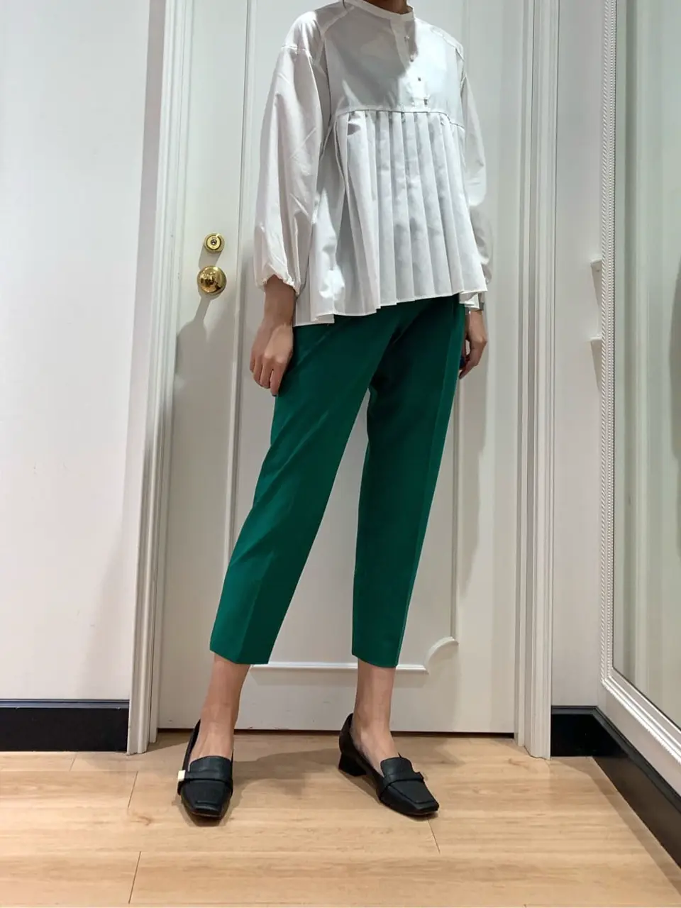 組曲 スタッフ コーディネート画像