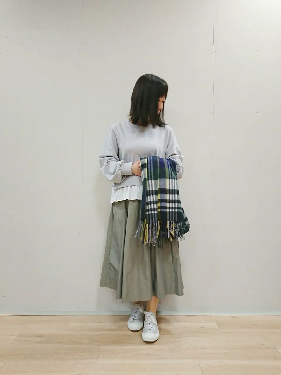  三ツ口 コーディネート画像