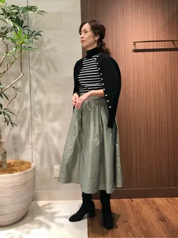 組曲 スタッフ コーディネート画像