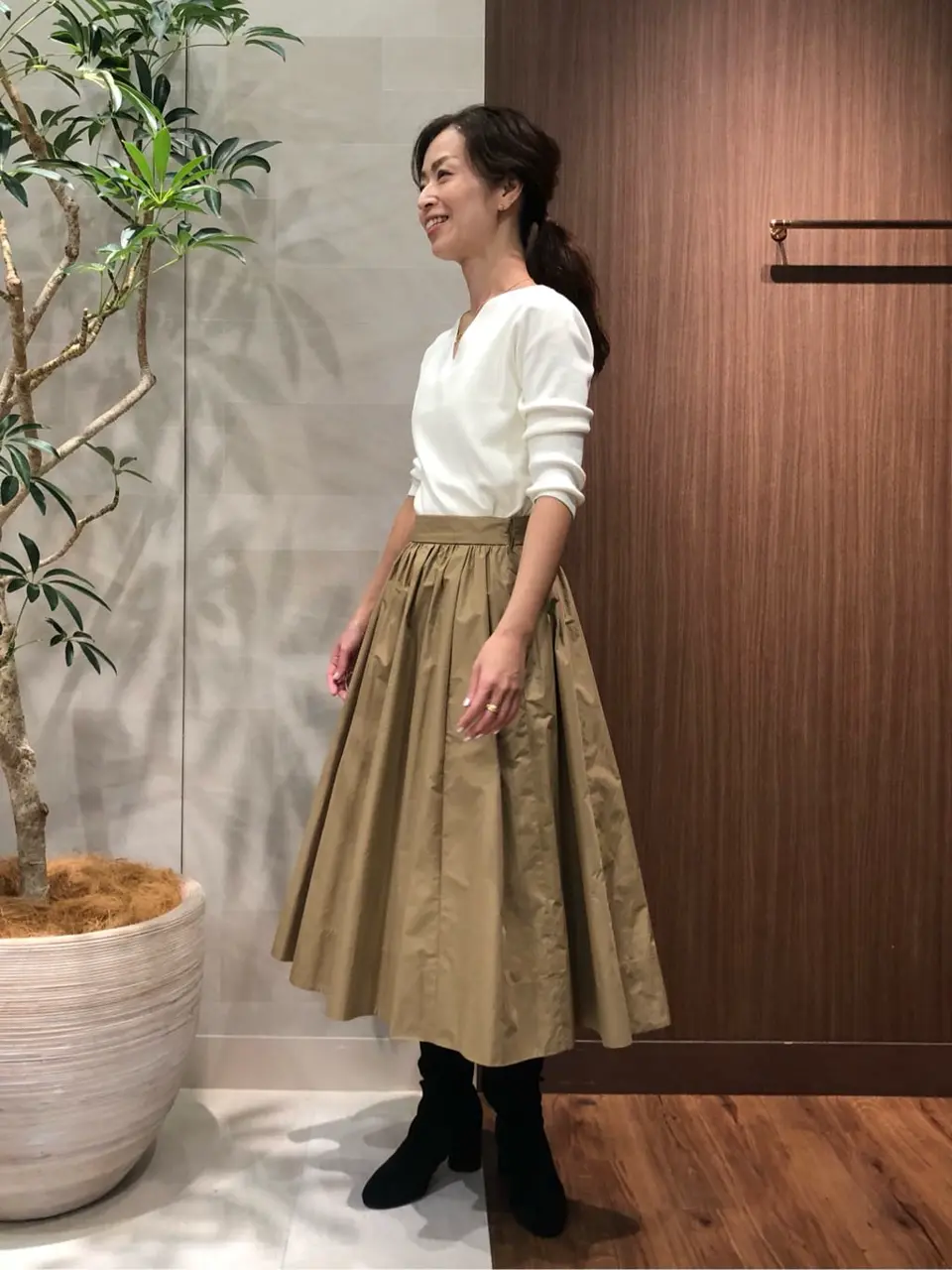 組曲 スタッフ コーディネート画像