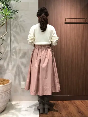 組曲 スタッフ コーディネート画像