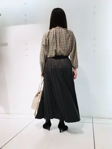 組曲 スタッフ コーディネート画像