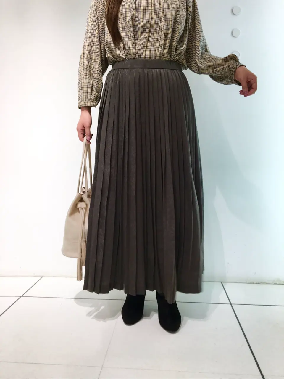 組曲 スタッフ コーディネート画像