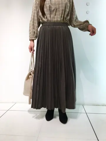 組曲 スタッフ コーディネート画像