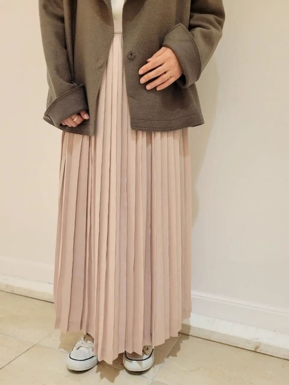 組曲 井上 コーディネート画像