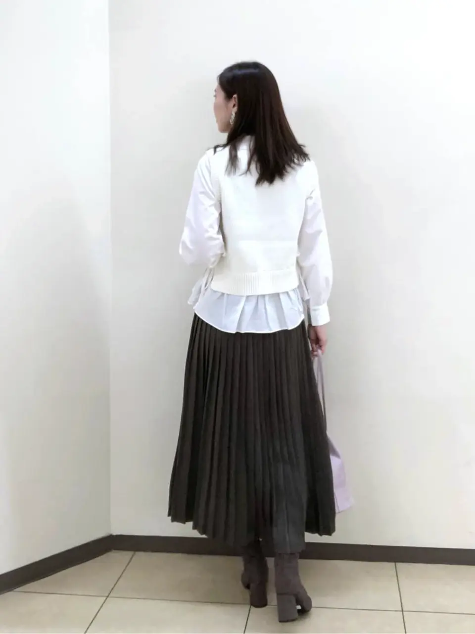 組曲 岩田 コーディネート画像