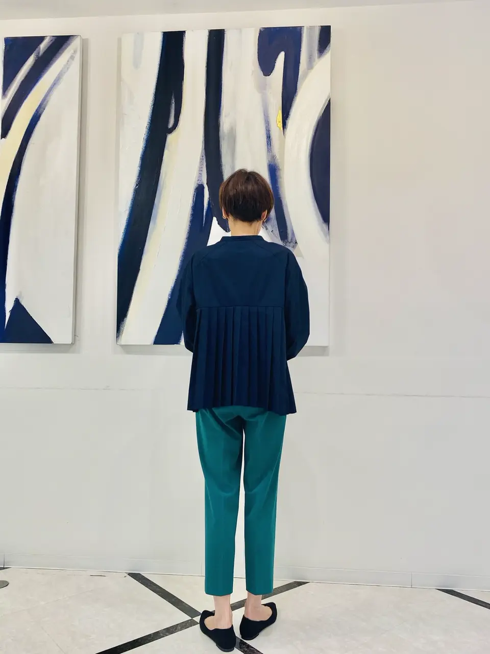 組曲 冨樫 コーディネート画像