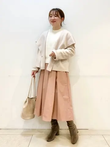 組曲 石井 コーディネート画像