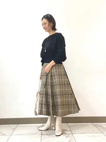 組曲 スタッフ コーディネート画像