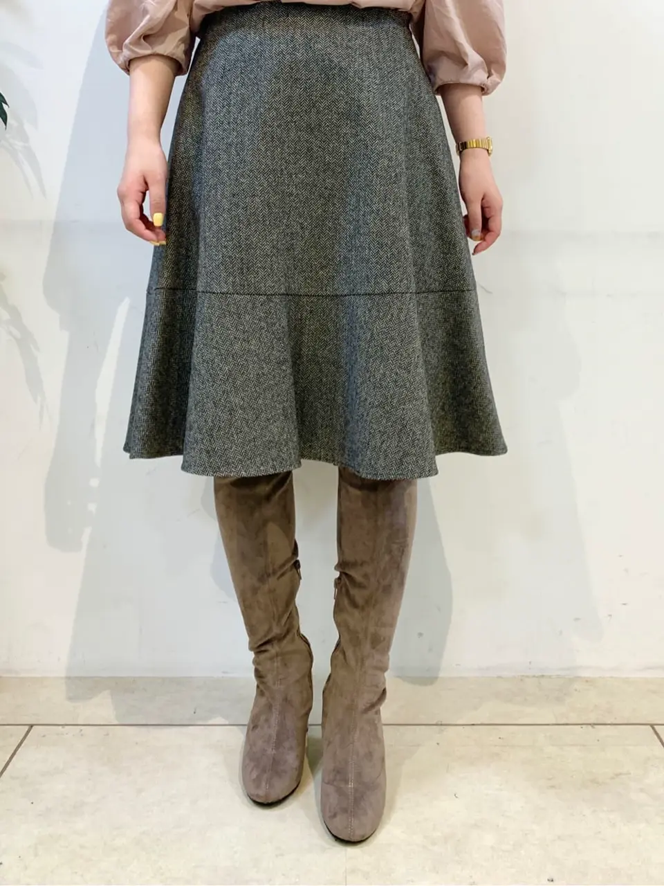 組曲 石井 コーディネート画像