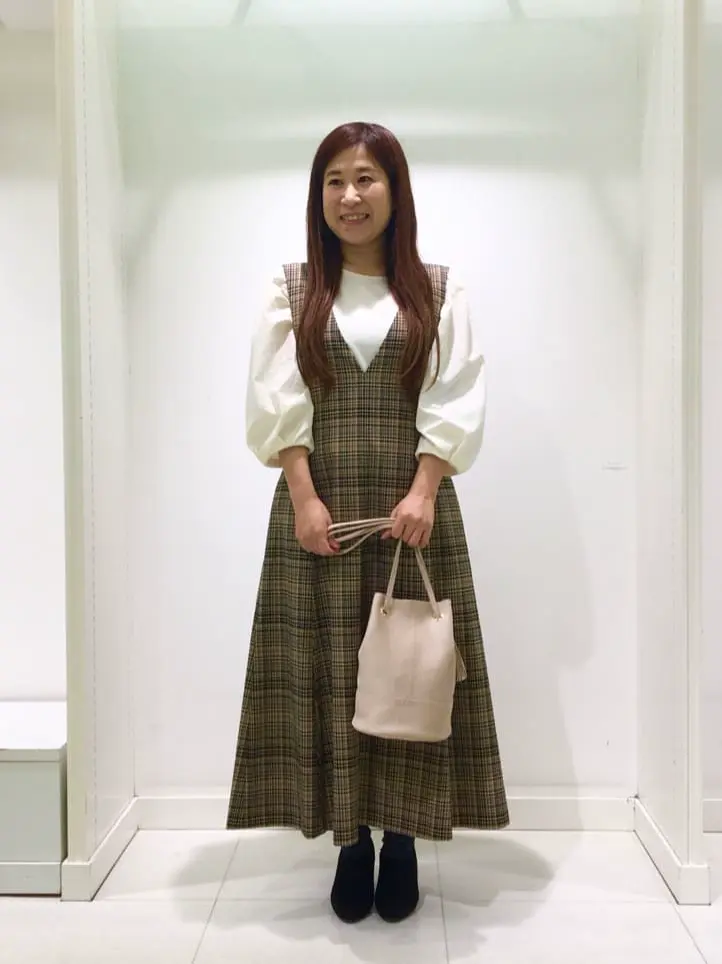 組曲 スタッフ コーディネート画像