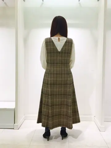 組曲 スタッフ コーディネート画像