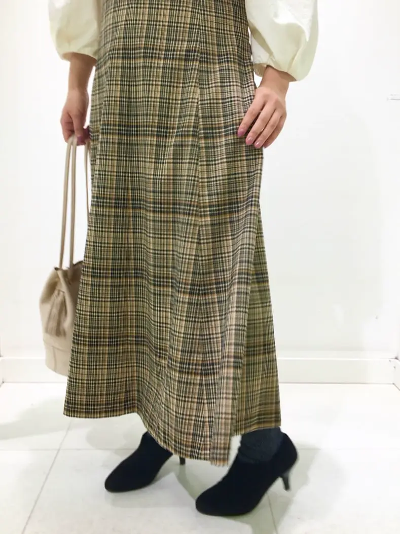 組曲 スタッフ コーディネート画像