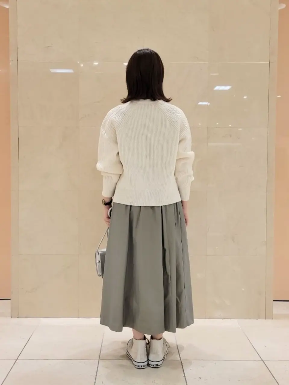 組曲 井上 コーディネート画像