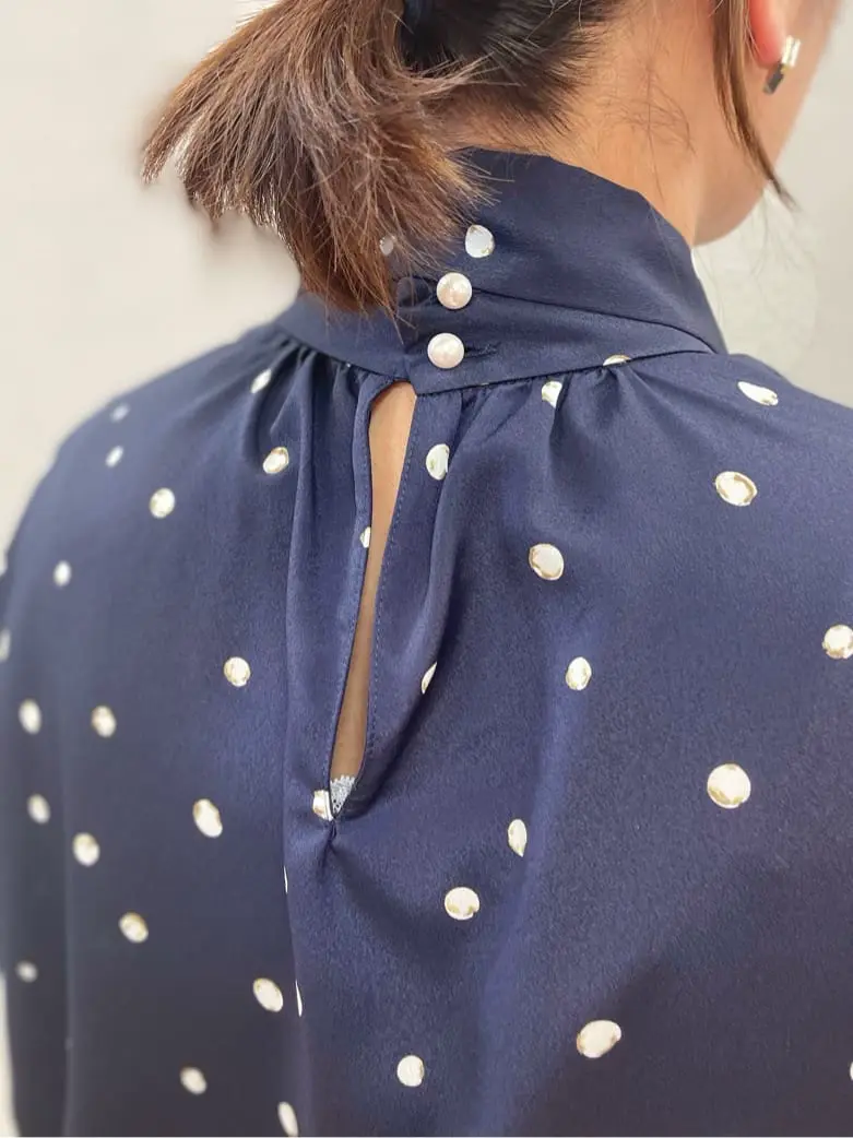 組曲 宮本 コーディネート画像