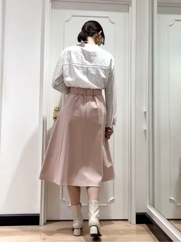 組曲 スタッフ コーディネート画像