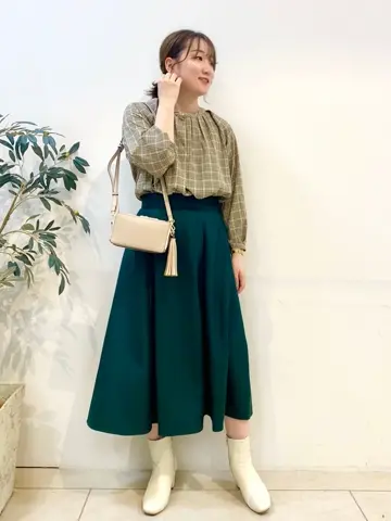 組曲 石井 コーディネート画像