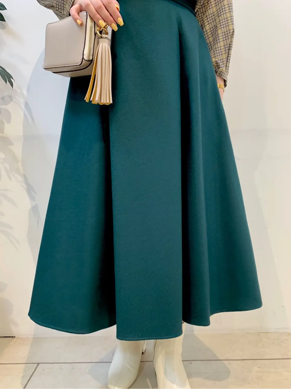 組曲 石井 コーディネート画像