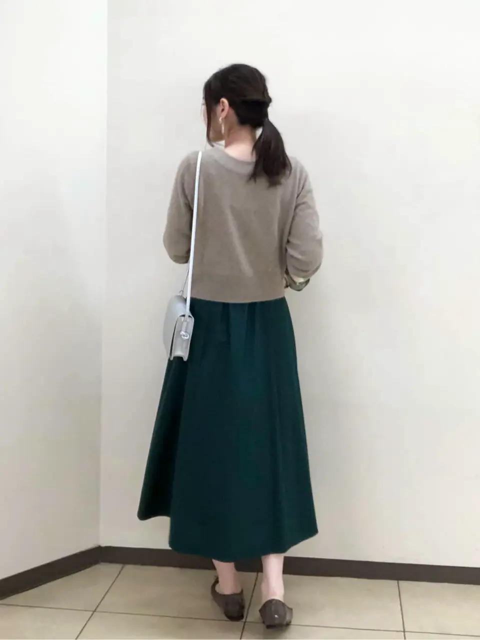 組曲 岩田 コーディネート画像