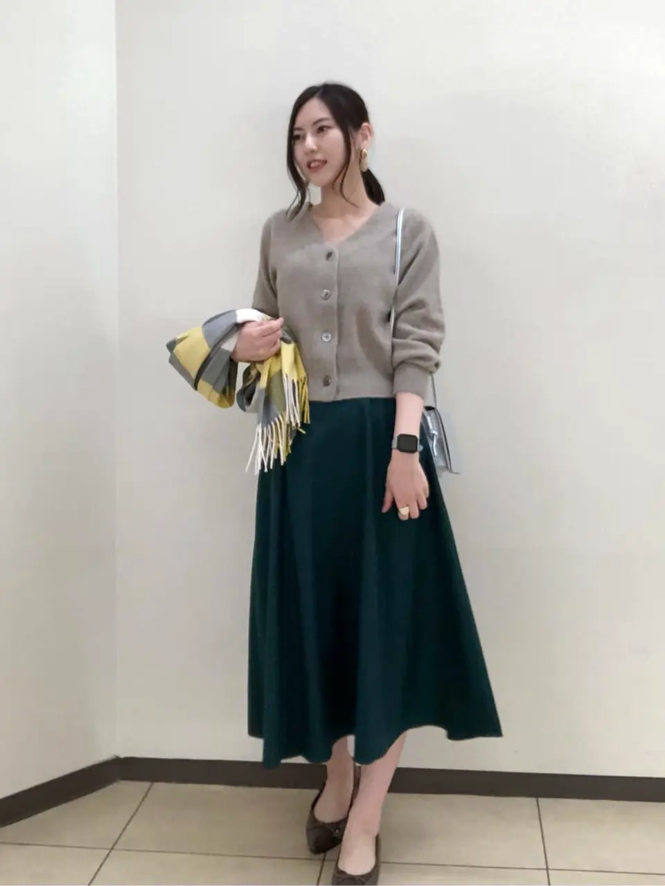 組曲 岩田 コーディネート画像