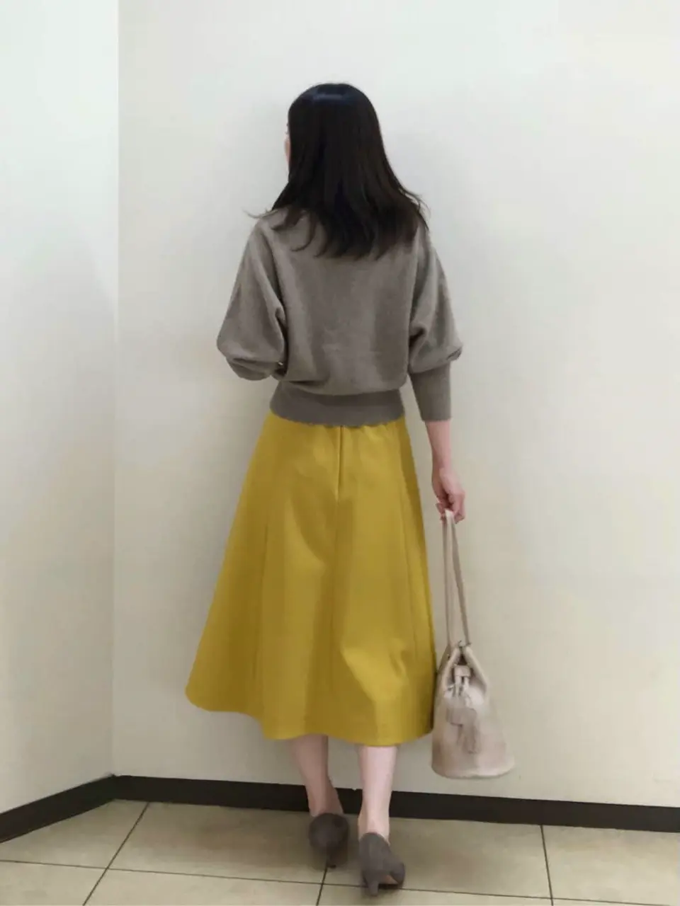 組曲 岩田 コーディネート画像