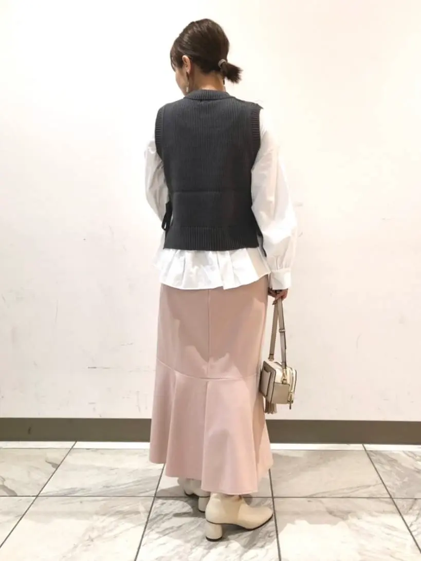 組曲 豊島 コーディネート画像