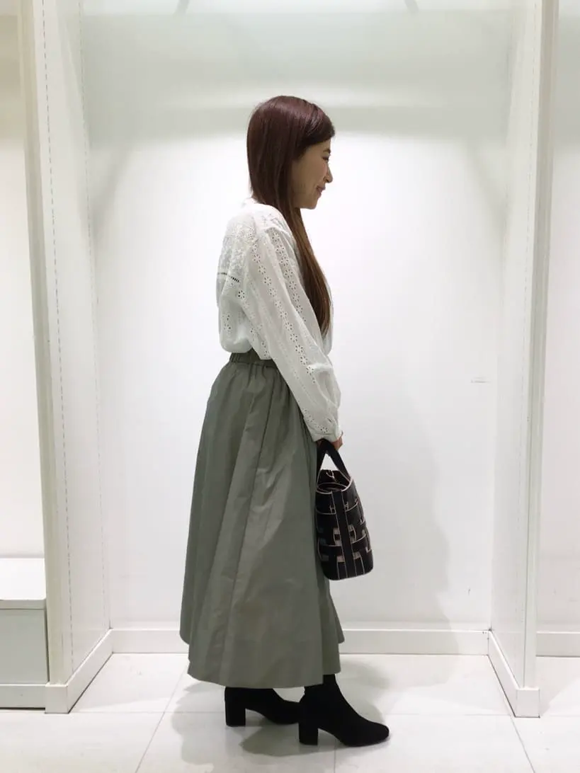 組曲 スタッフ コーディネート画像