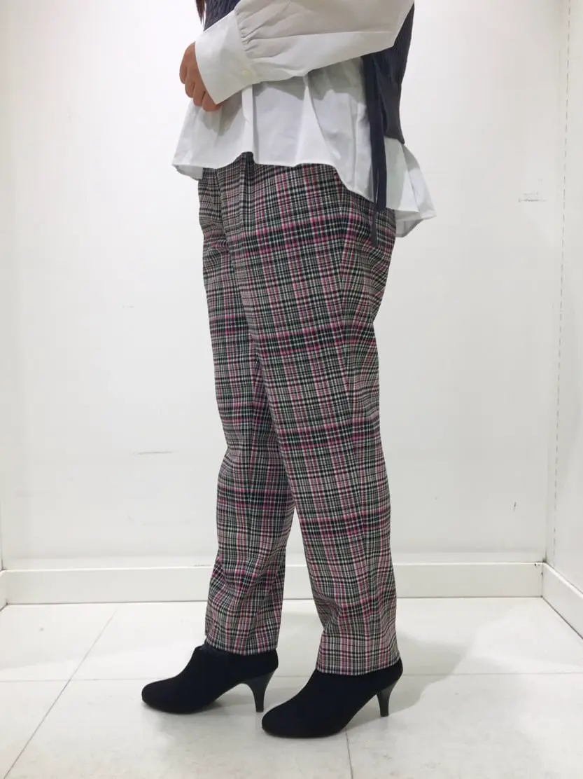 組曲 スタッフ コーディネート画像