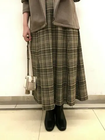 組曲 福田 コーディネート画像