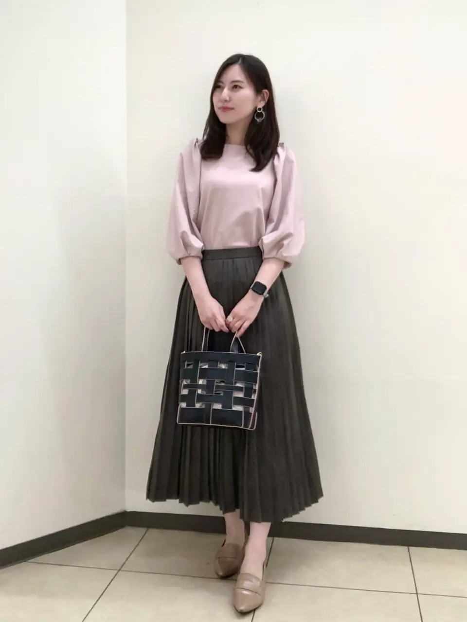 組曲 岩田 コーディネート画像