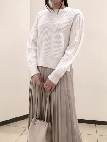 組曲 岩田 コーディネート画像