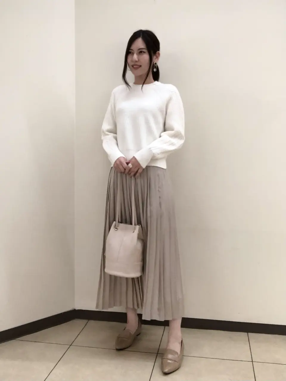 組曲 岩田 コーディネート画像