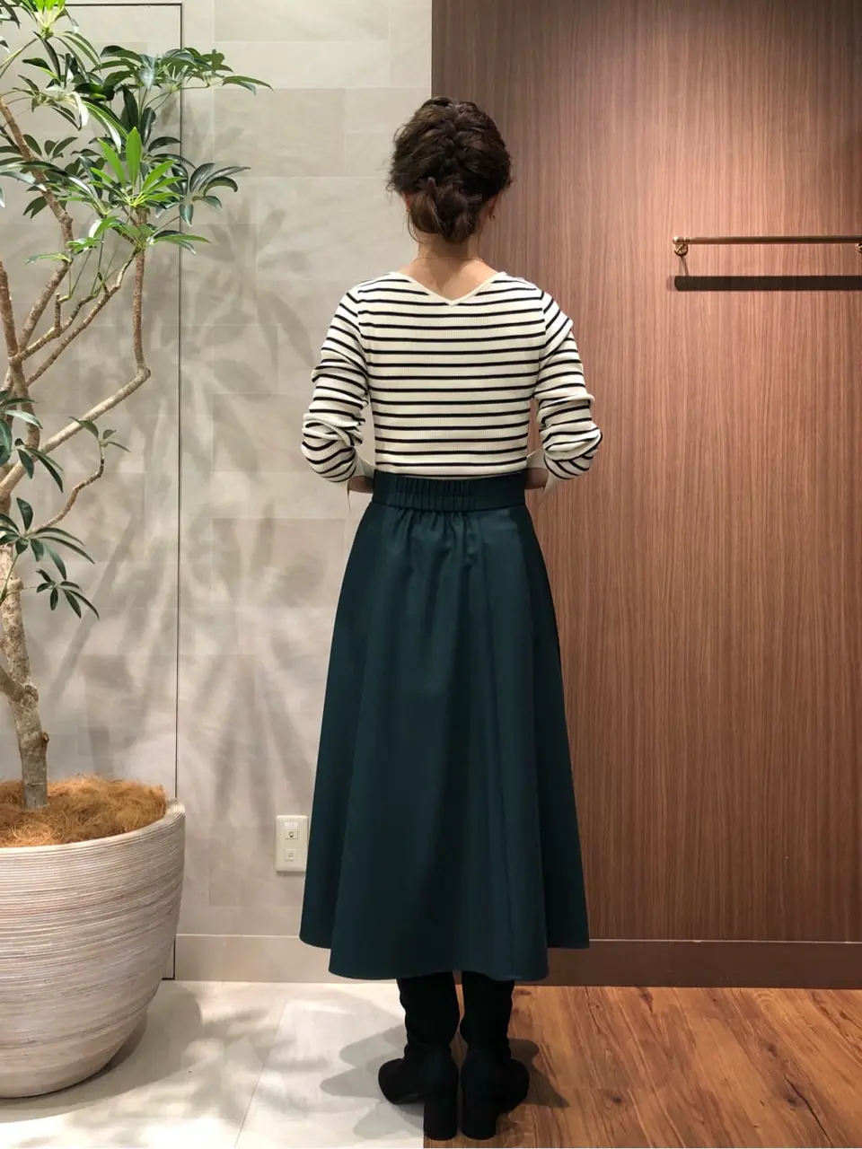 組曲 スタッフ コーディネート画像