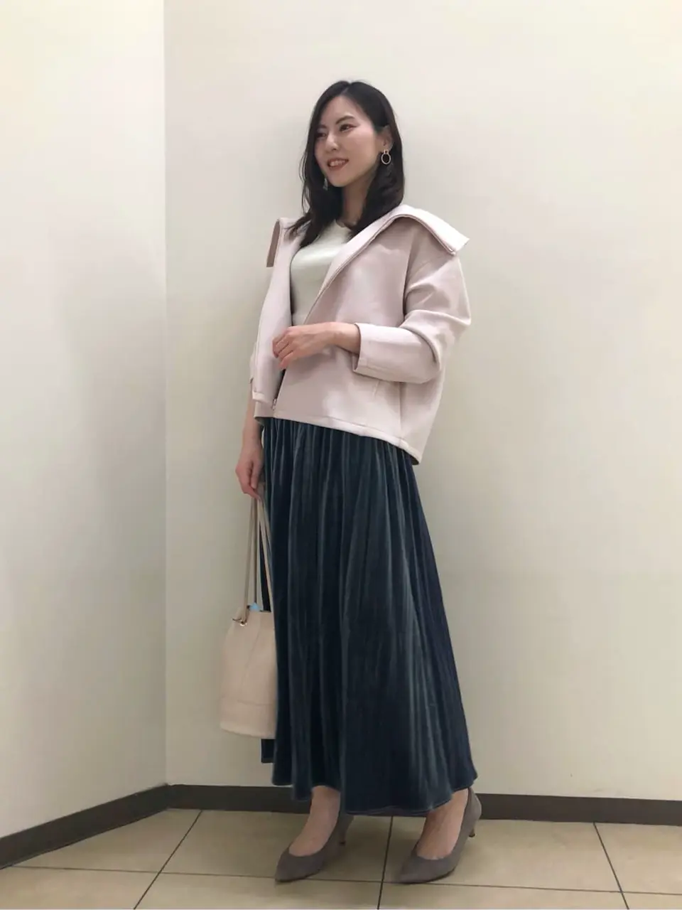 組曲 岩田 コーディネート画像