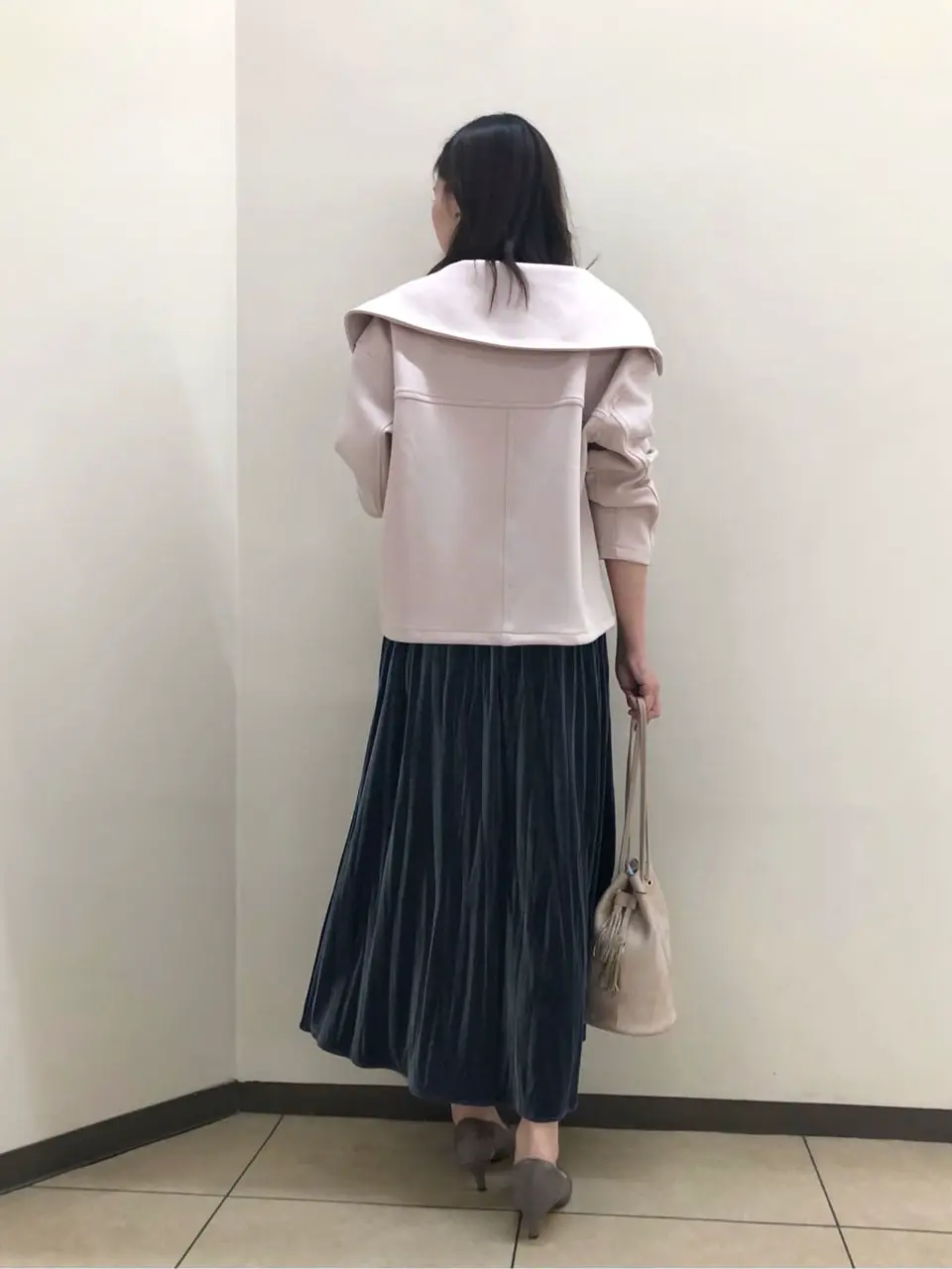 組曲 岩田 コーディネート画像