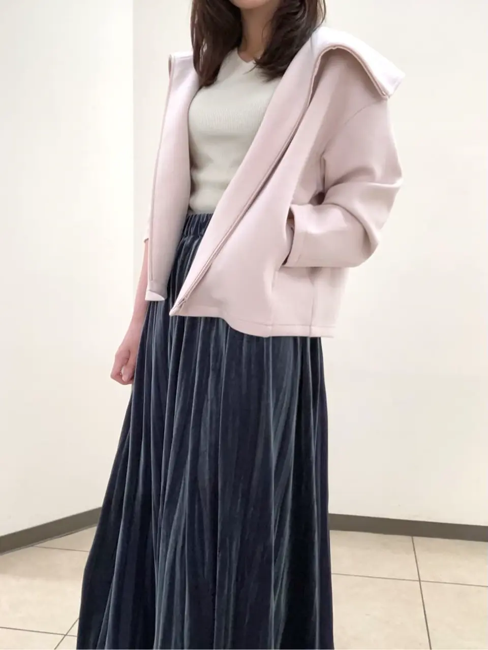 組曲 岩田 コーディネート画像